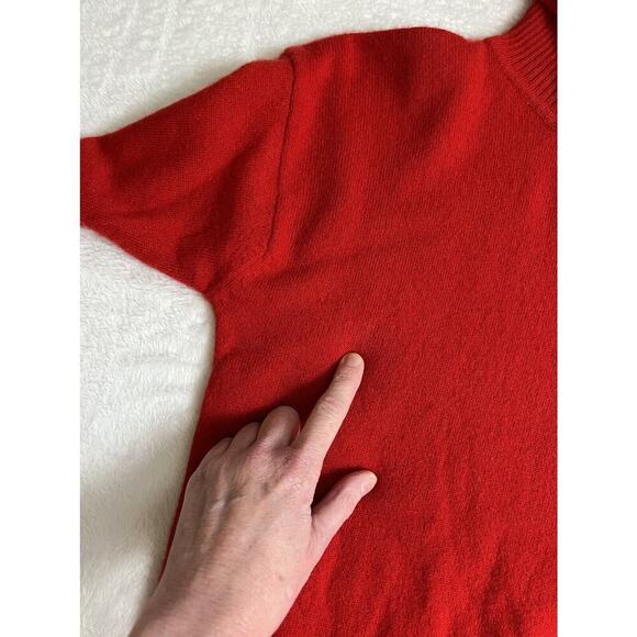 Sutton Studio Womens Cashmere Turtleneck Size M Red Classic Minimalist Soft Cozy - Picture 5 of 5